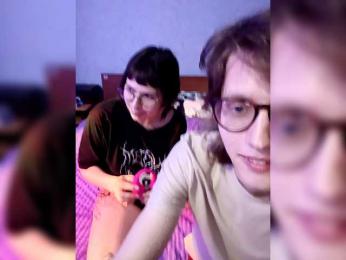 DoubleXpWeekend webcam model stream image