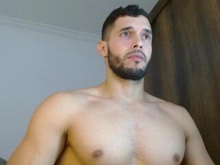 Tom Wills webcam model stream image