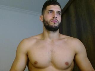 Tom Wills webcam model stream image