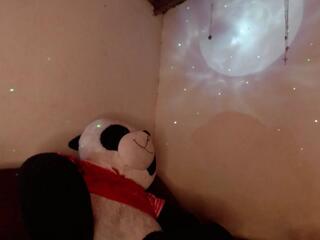 Alay Miller webcam model stream image