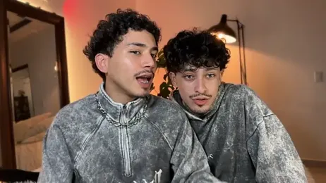 Noah_and_Steven webcam model stream image