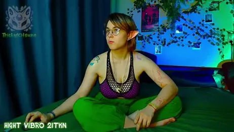 TrickyKitsune webcam model stream image