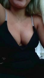 Jcs1_ webcam cam4 model stream image