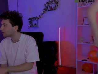 joseph-bear webcam model stream image