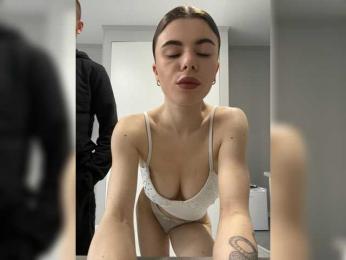 Room_of_love webcam model stream image