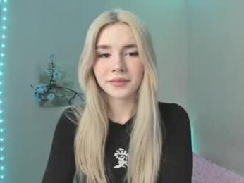 your_tender_doll webcam model stream image