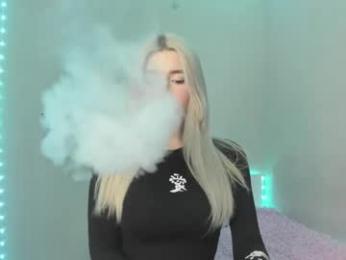 your_tender_doll webcam model stream image