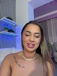 KirstieVegas webcam model stream image