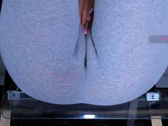 Kira-Kell webcam bongacams model stream image