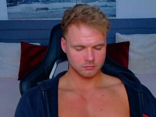 Robin Rieff webcam model stream image