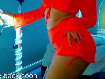 VikkiExtraCheese webcam model stream image