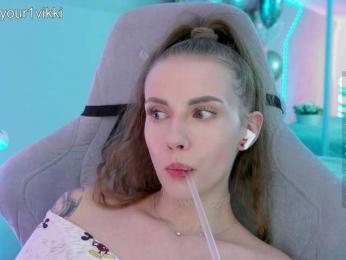 VikkiExtraCheese webcam model stream image