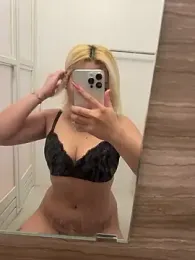 Rei1216xo webcam model stream image