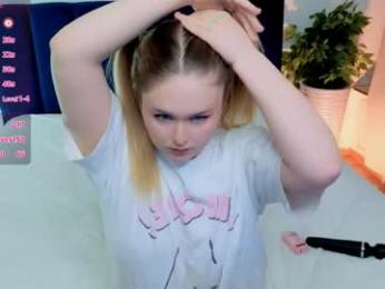 nanami_v02 webcam model stream image