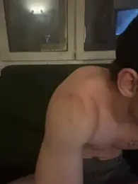 Lucas328706 webcam model stream image