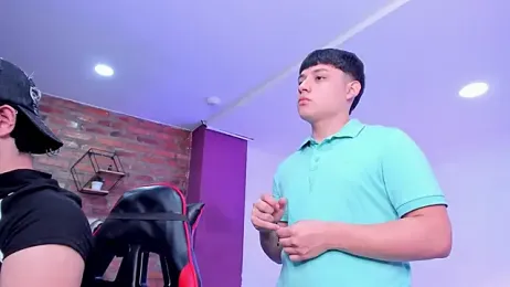 HotThreesoome webcam model stream image