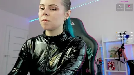 QueenAliceX webcam stripchat model stream image