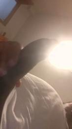 Morenote18_ webcam model stream image