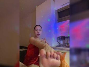 LunaKoma webcam model stream image