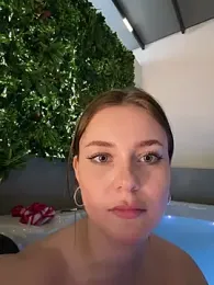 MaribelRiver webcam model stream image