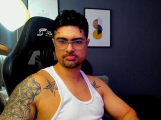 Wext webcam flirt4free model stream image