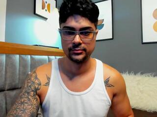 Wext webcam flirt4free model stream image