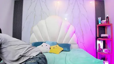 hoot_booys_ webcam model stream image