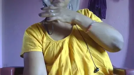 Pooja-suman webcam stripchat model stream image