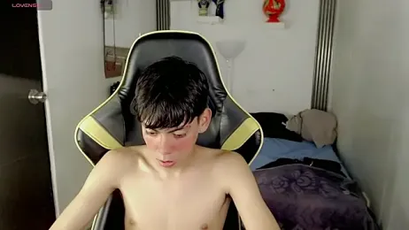 Liarr_ webcam model stream image