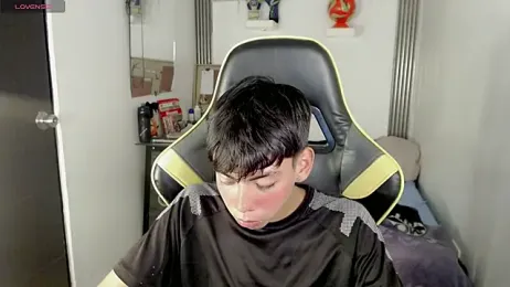 Liarr_ webcam model stream image