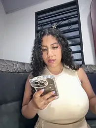 serena_willow webcam model stream image