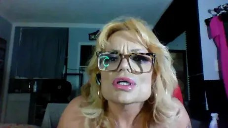 StarinThecloudz webcam model stream image