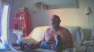 consciente webcam model stream image