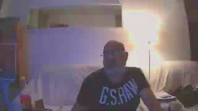 consciente webcam model stream image