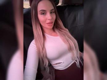 LedyMiya webcam model stream image