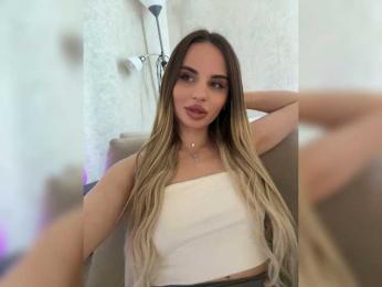 LedyMiya webcam model stream image