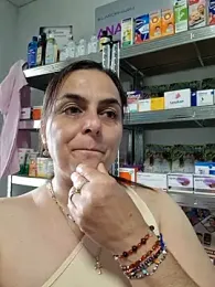 IsabelleCraft webcam model stream image