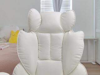 Daisy Luu webcam model stream image