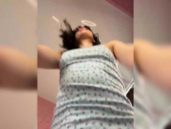 Enchantressss webcam bongacams model stream image