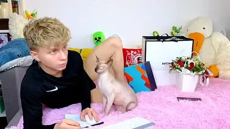 LandelRay webcam stripchat model stream image