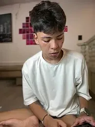 MaxiWildd webcam model stream image