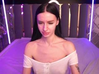 snowwhiteee webcam model stream image