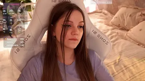 linessssa webcam model stream image