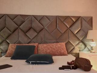 Leiza Thompson webcam model stream image