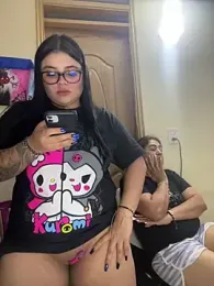 alissonfernandez_ webcam model stream image