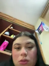 alissonfernandez_ webcam model stream image