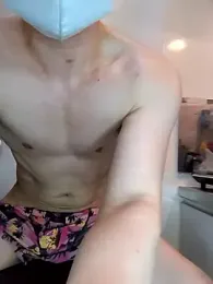 kqitooo webcam model stream image