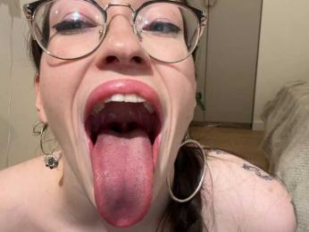 KellyyBeryy webcam model stream image