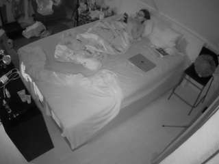 voyeurcam-julmodels-whitebed-2 webcam model stream image