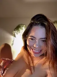 Aryrosee webcam model stream image